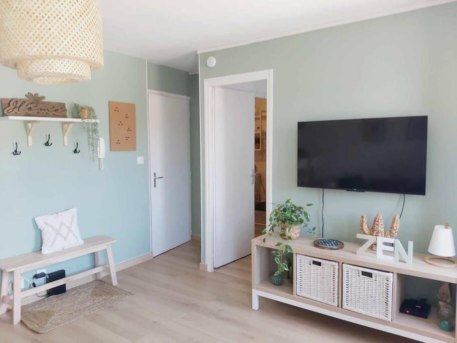 Les Coteaux De Mahe Apartment Tournon-sur-Rhone Luaran gambar